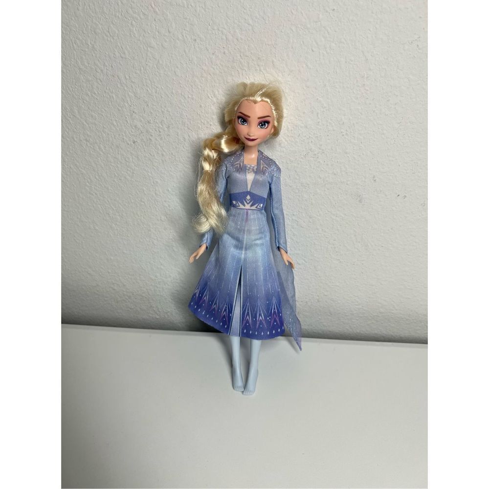 Disney Frozen 2 Elsa Fashion Doll Hasbro 2018 Blue Dress